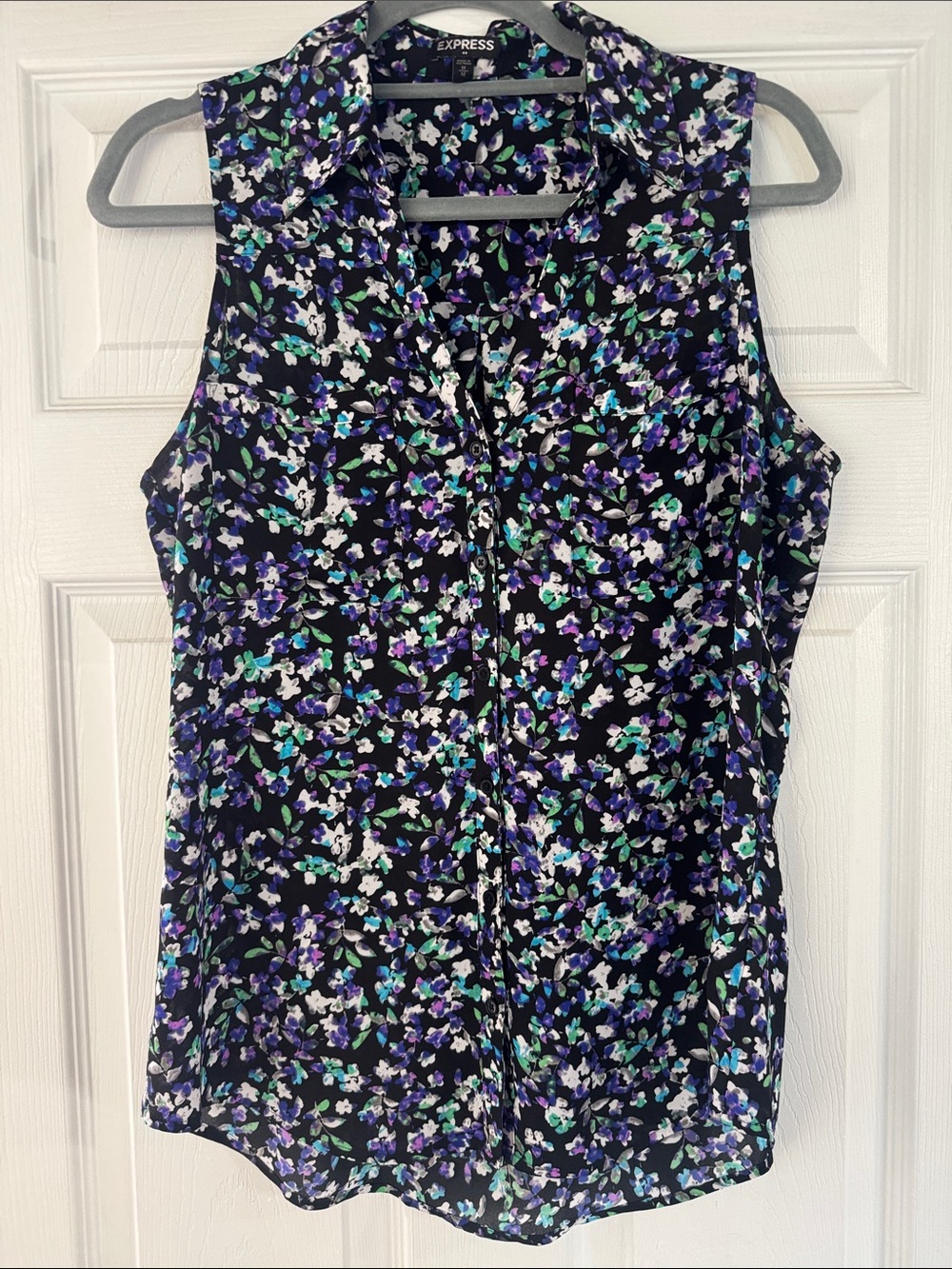 Express Black Floral Sleeveless Button-Front Camisole with Purple & Teal Flowers